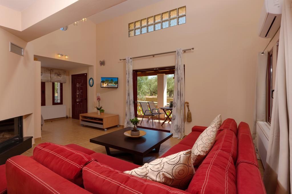Evalexia Villa - Luxury Villa With Private Pool Near Laganas Perfect For Groups By Villa Mana Gers Каламакион Экстерьер фото